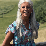 Gita - founder of My Menopause Journey and FAST.EAT.THRIVE!™